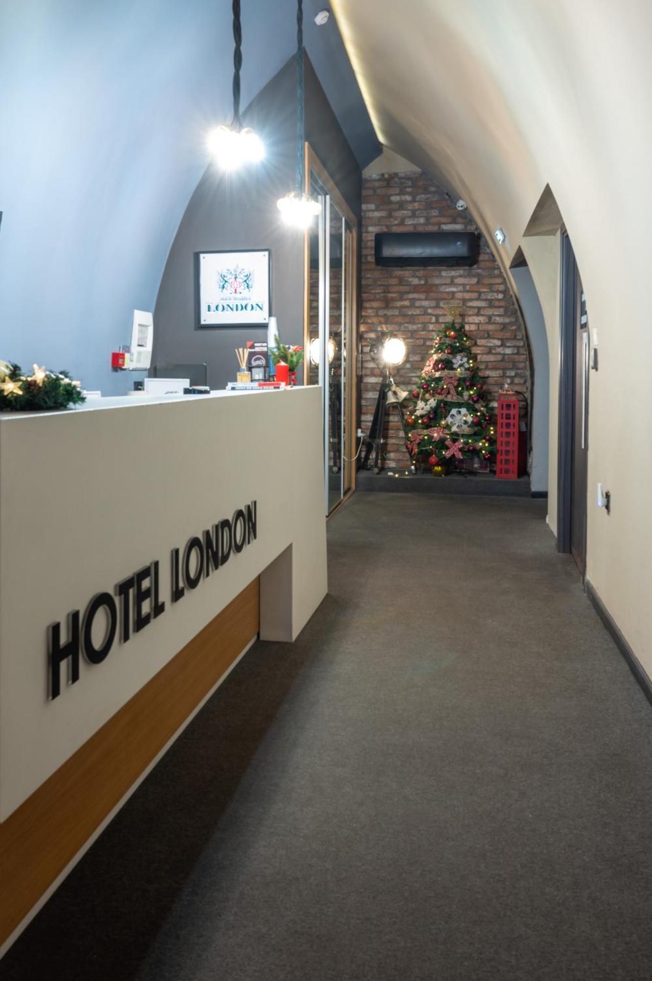 Hotel London B&B Σκόπια Εξωτερικό φωτογραφία