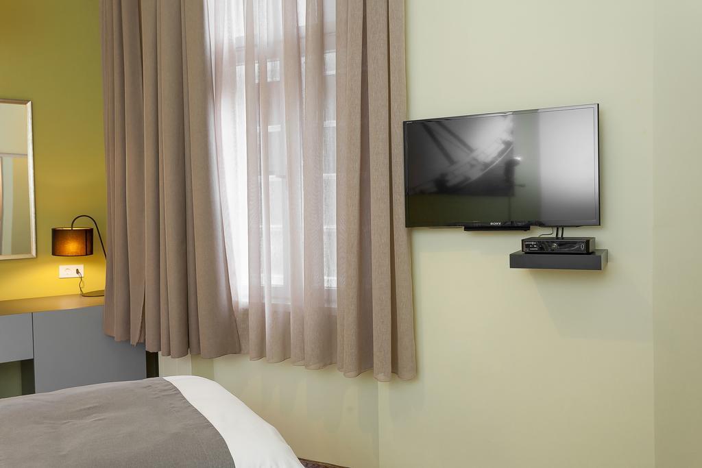 Hotel London B&B Σκόπια Εξωτερικό φωτογραφία