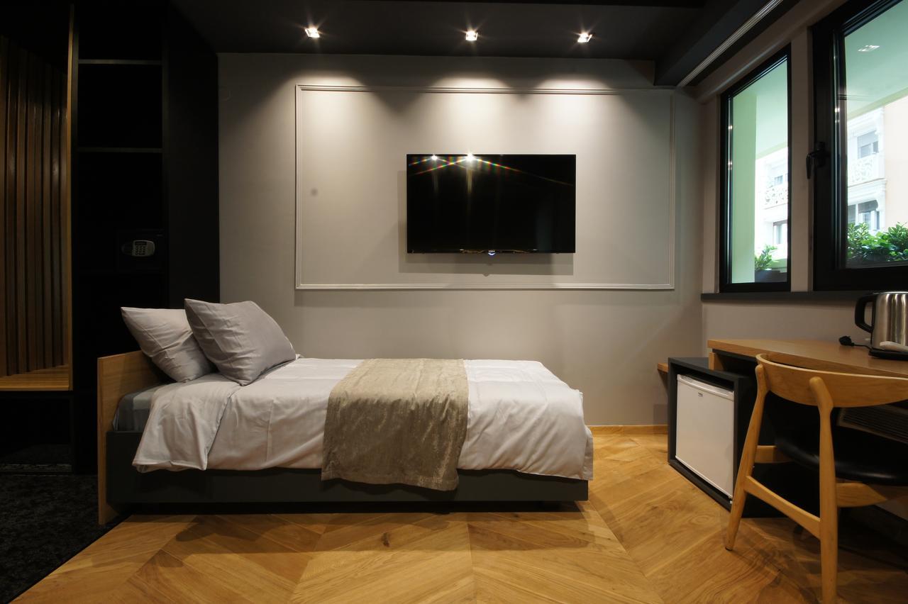 Hotel London B&B Σκόπια Εξωτερικό φωτογραφία